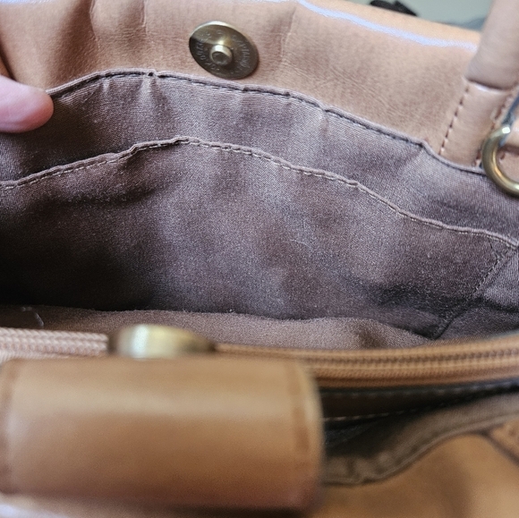 Vintage Relic By Fossil Light Brown Woven Leather Purse. - Picture 9 of 10